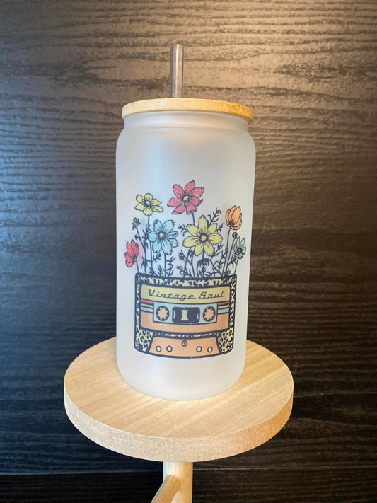 Vintage soul floral - Frosted Glass Cup