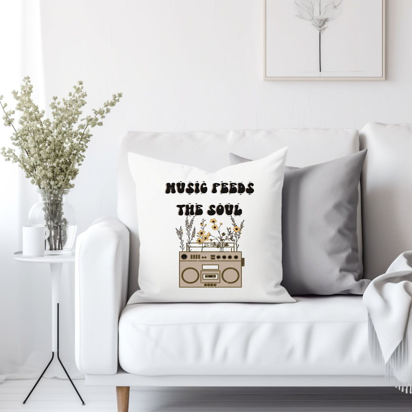 Music feeds the soul cassette - Throw Pillow Cover